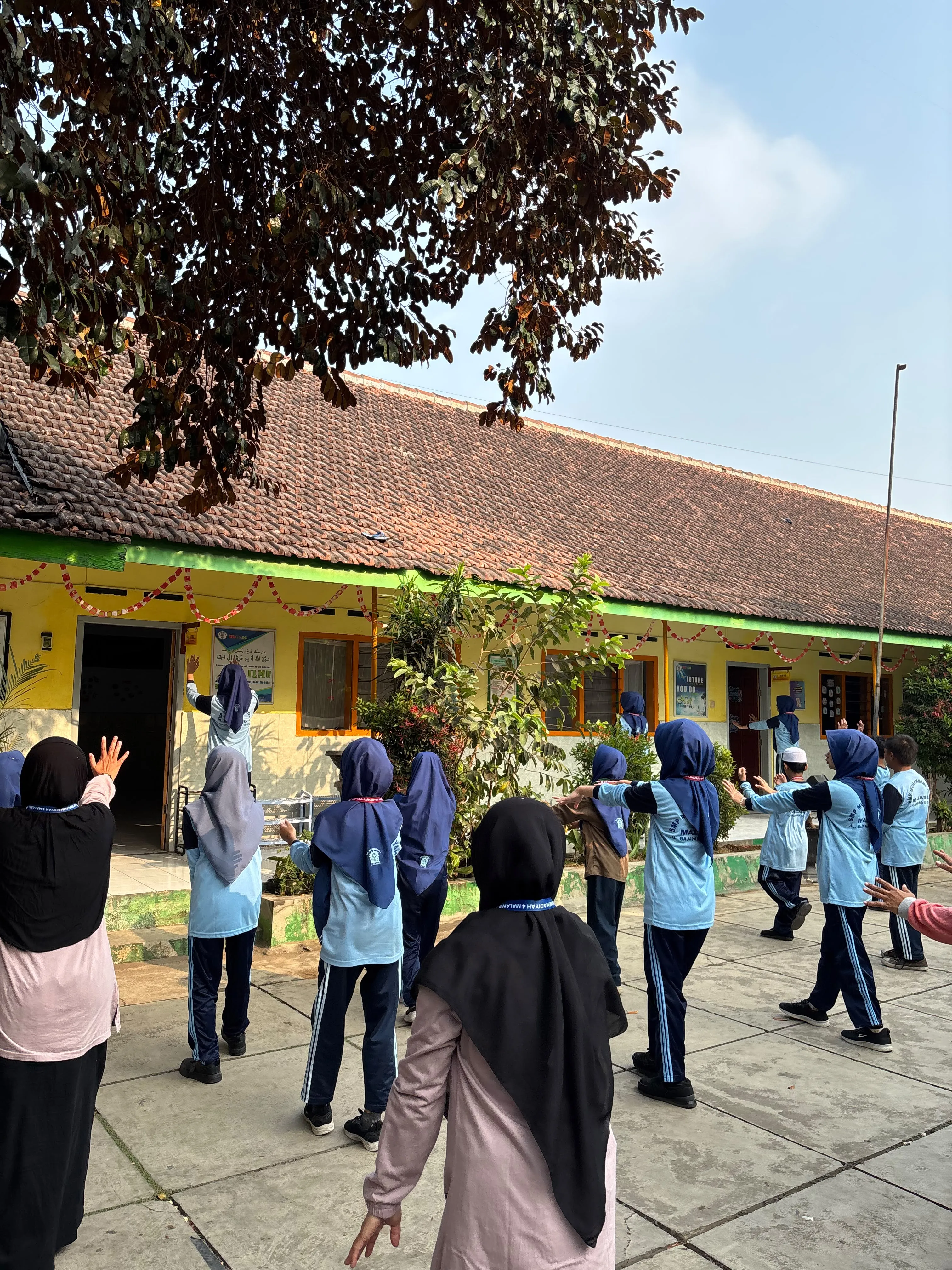 Program Mabit Taruna Melati: Menempa Kemandirian Ibadah dan Jiwa Kepemimpinan Siswa